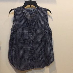 Gap navy blue tank top with white accent
